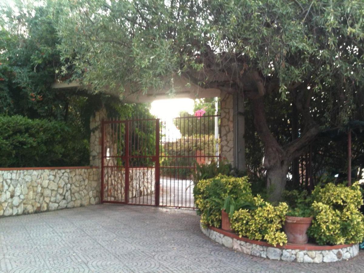 Stanza In Villa Con Giardino Vista Mare Cefalù Exterior foto