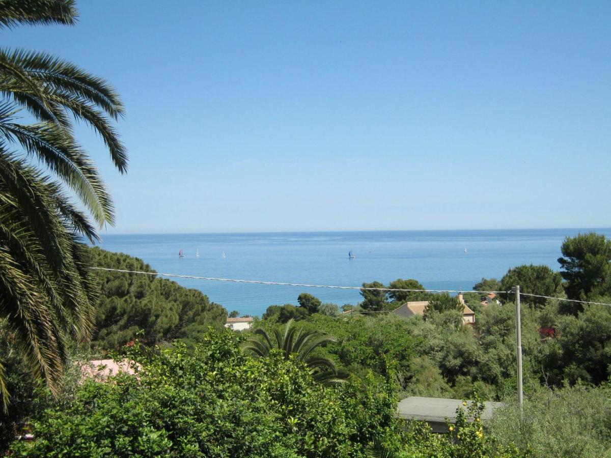 Stanza In Villa Con Giardino Vista Mare Cefalù Exterior foto