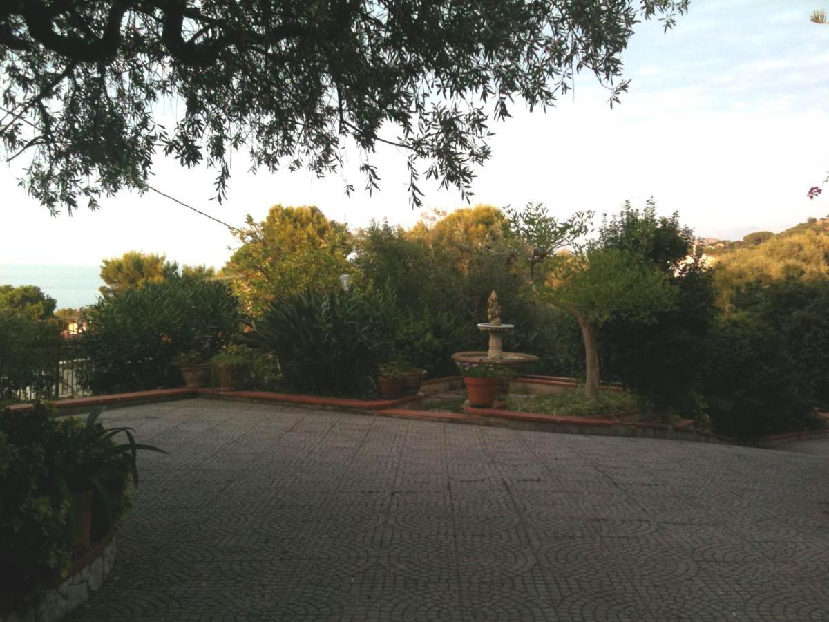 Stanza In Villa Con Giardino Vista Mare Cefalù Exterior foto