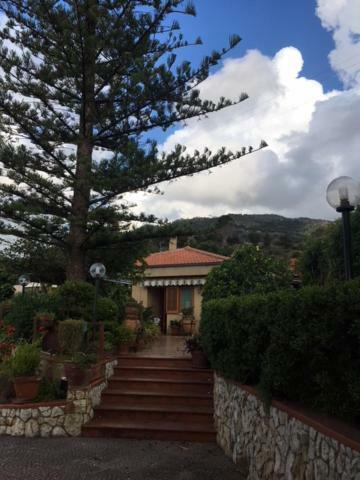 Stanza In Villa Con Giardino Vista Mare Cefalù Exterior foto