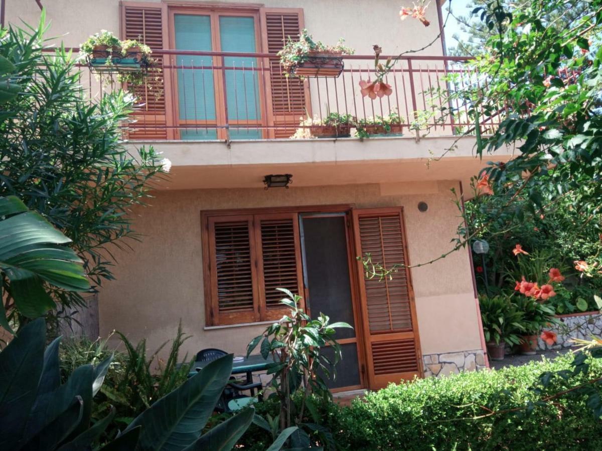 Stanza In Villa Con Giardino Vista Mare Cefalù Exterior foto